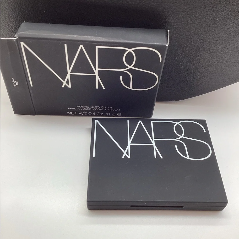 💕💕HOST PICK💕💕 NARS Mosaic Glow Blush In Fireclay - Brand New In Box